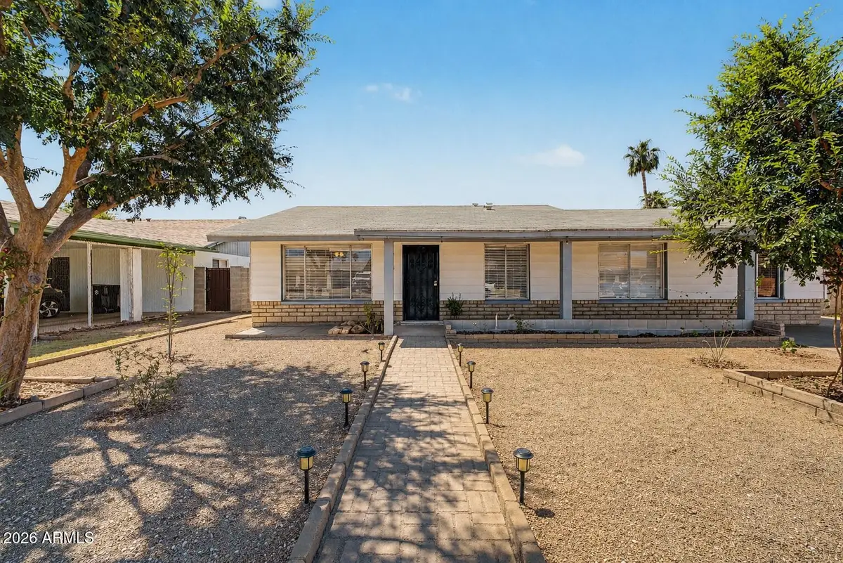 701 W Emelita Avenue, Mesa, AZ 85210 - #1