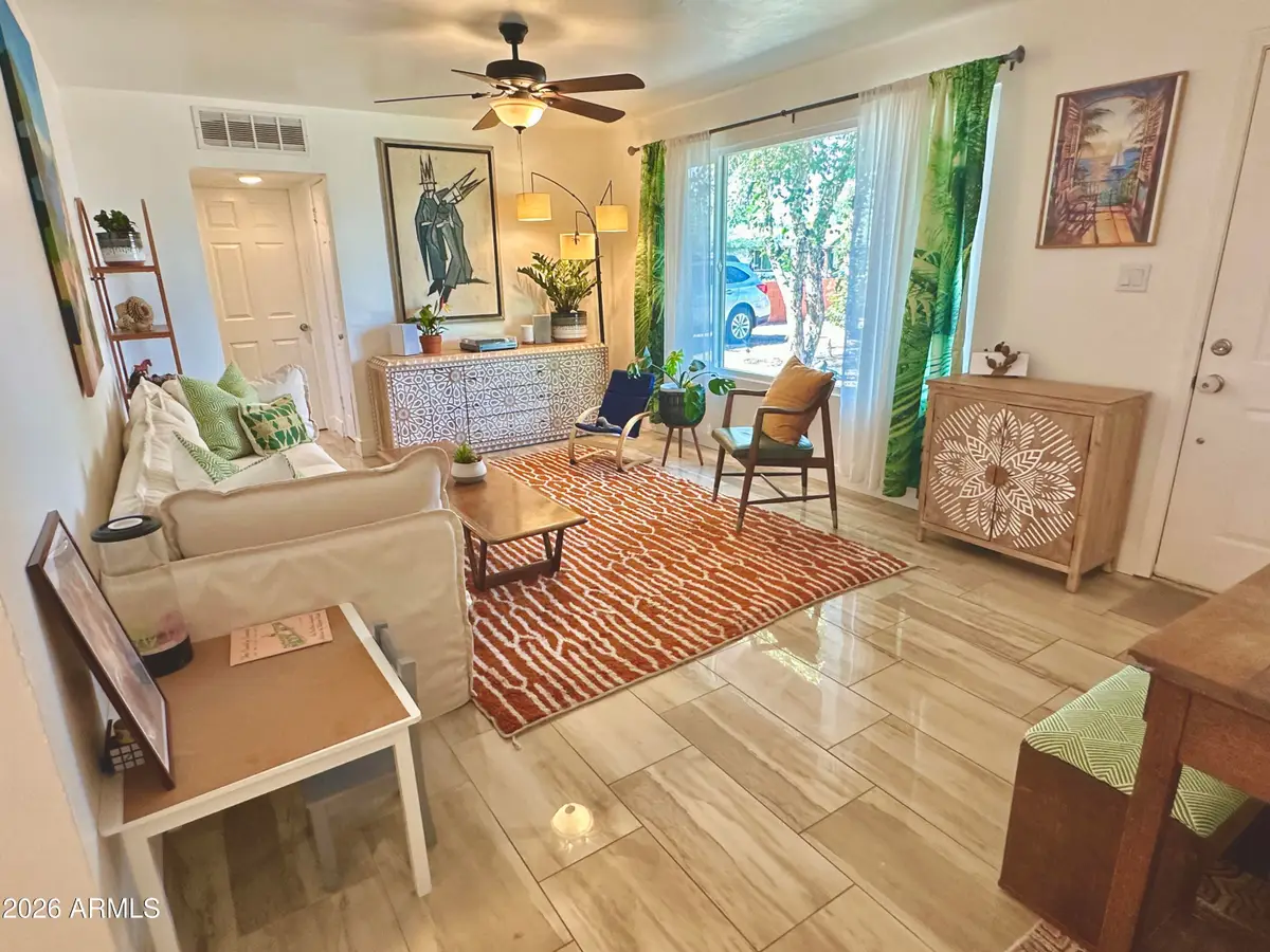 413 W Caron Street W, Phoenix, AZ 85021 - #1