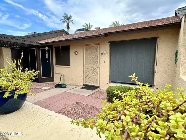 9437 N 51st Drive, Glendale, AZ 85302