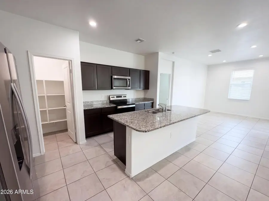 18616 W Desert Hollow Drive, Wittmann, AZ 85361 - #2