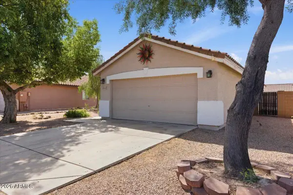 10425 E Birchwood Avenue, Mesa, AZ 85208