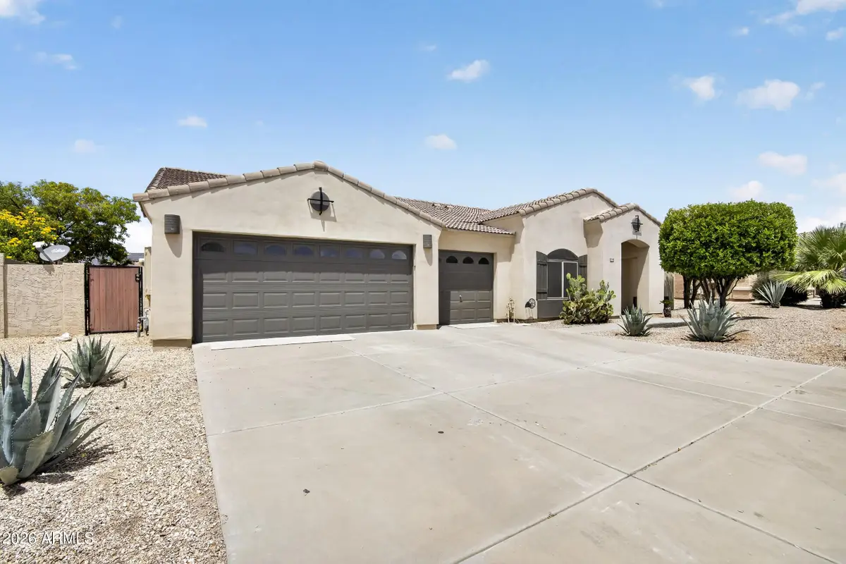 17740 W Copper Ridge Drive, Goodyear, AZ 85338 - #1