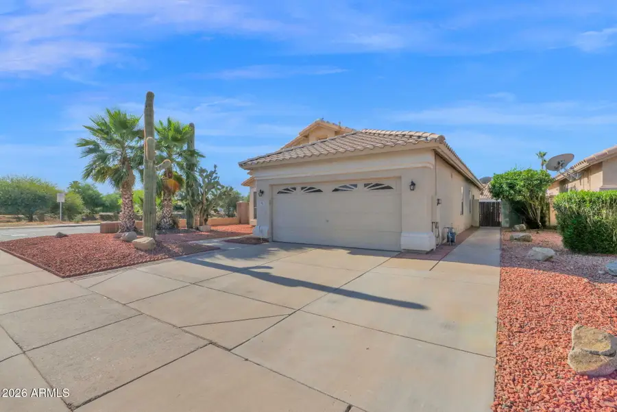 1011 W Kelton Lane, Phoenix, AZ 85023 - #2