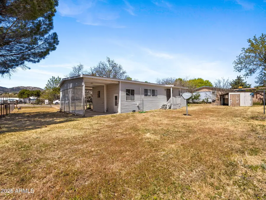 18267 S John Fry Avenue, Peeples Valley, AZ 86332 - #2