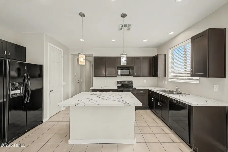 1034 W Lincoln Avenue, Coolidge, AZ 85128 - #3