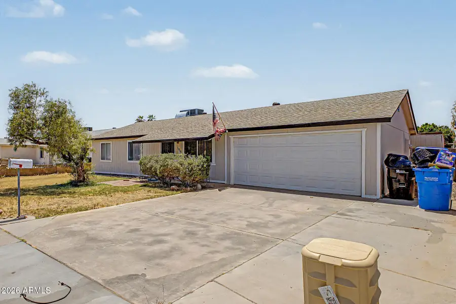 1816 N 74th Avenue, Phoenix, AZ 85035 - #2