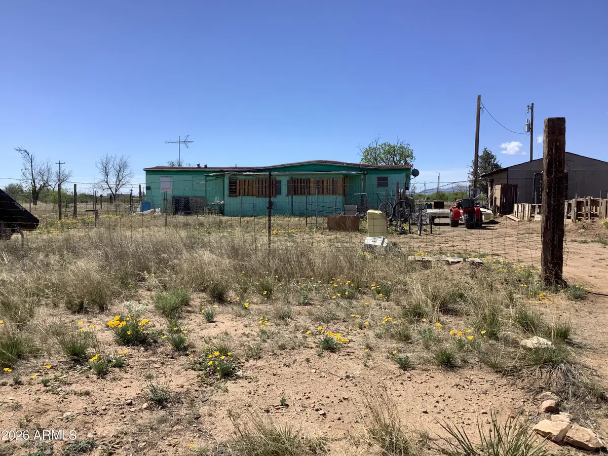 18 W Apache Way, Cochise, AZ 85606 - #1