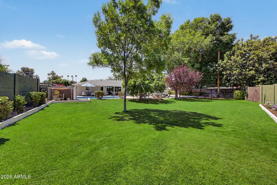 302 E Harmont Drive, Phoenix, AZ 85020 - #2