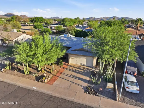 801 W Michelle Drive, Phoenix, AZ 85023