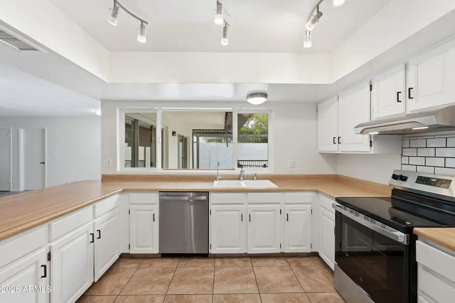 10007 N 48th Drive, Glendale, AZ 85302 - #3