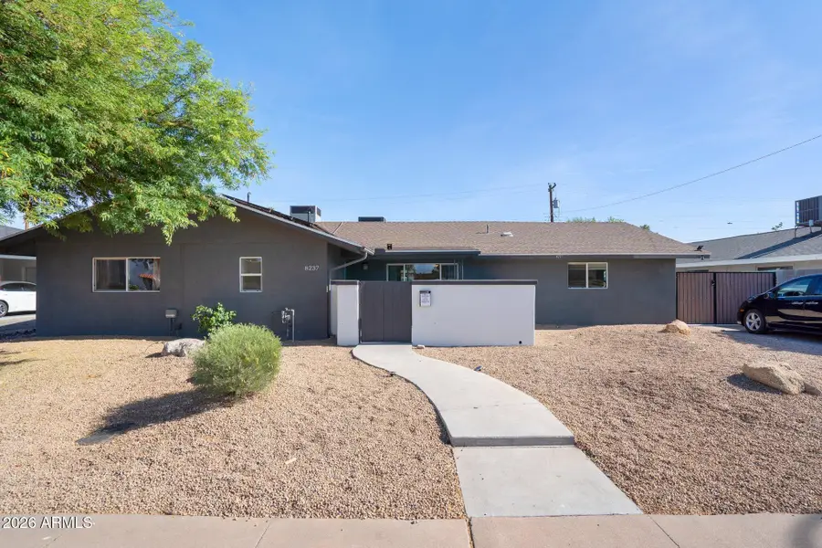 8237 E Chaparral Road, Scottsdale, AZ 85250 - #2