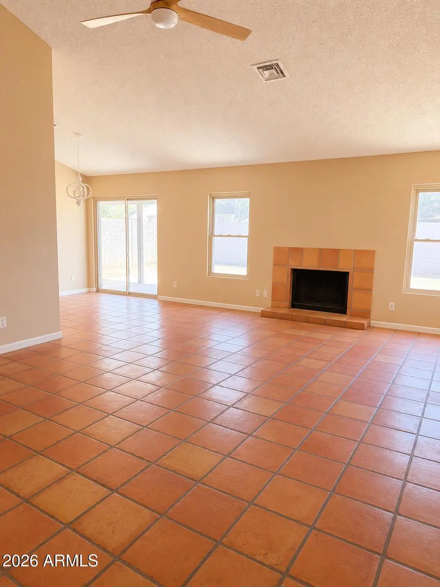6433 W Kings Avenue, Glendale, AZ 85306 - #2