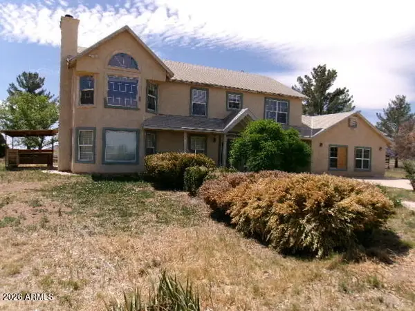 1706 E Birch Road, Pearce, AZ 85625