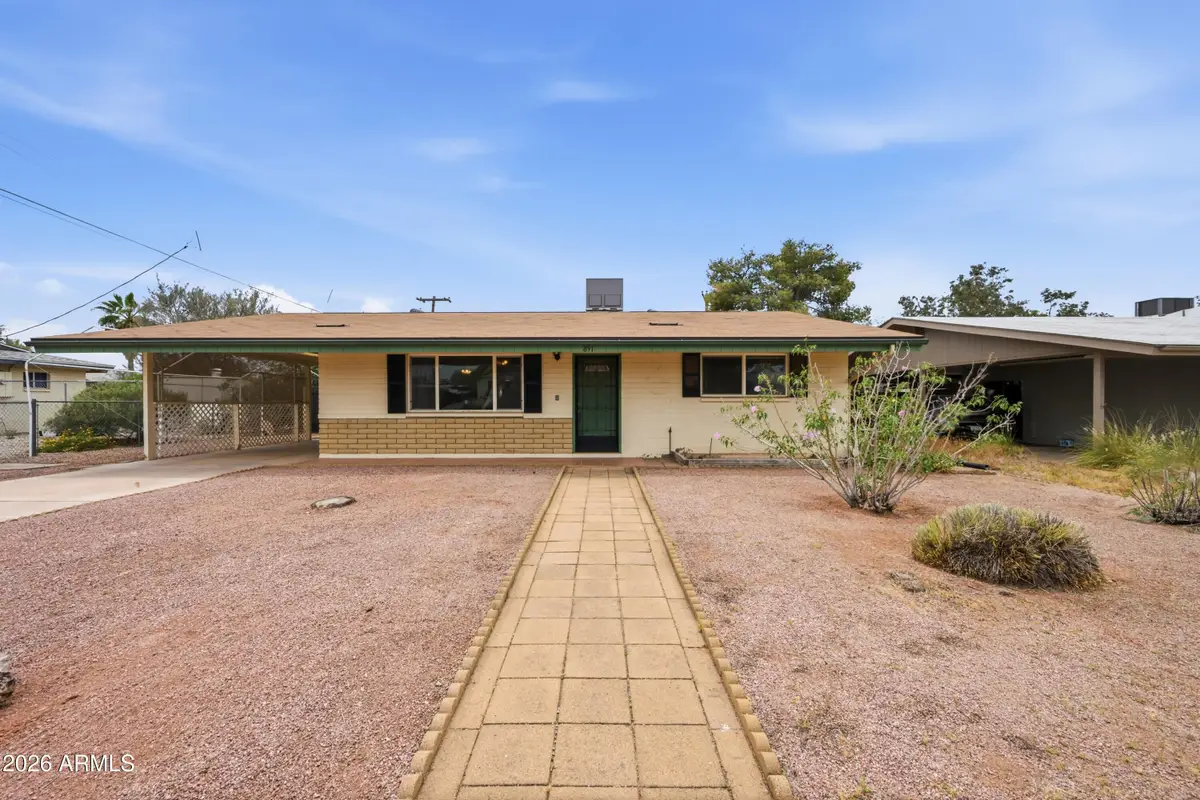 891 W 4th Avenue, Apache Junction, AZ 85120 - #1