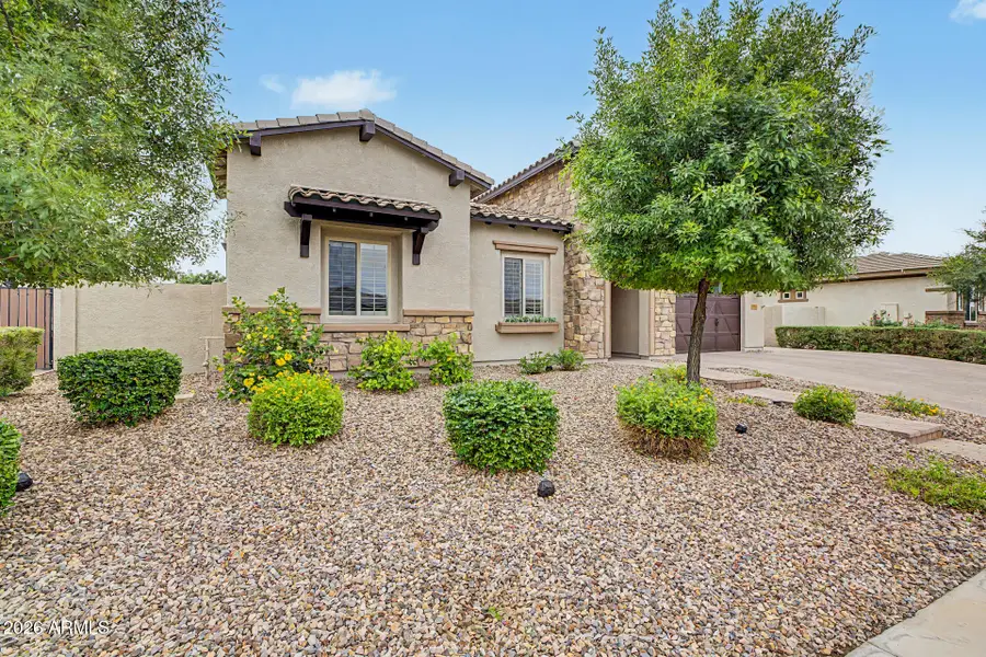 7637 S Barlow Drive, Gilbert, AZ 85298 - #2