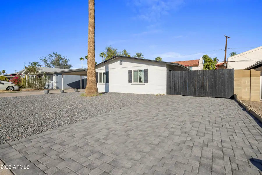 1809 N 42nd Street, Phoenix, AZ 85008 - #2