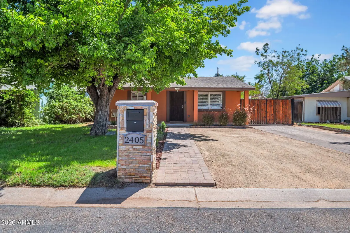 2405 N 27th Place, Phoenix, AZ 85008 - #1
