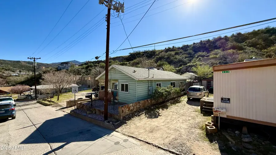 264 N Chisholm Avenue, Miami, AZ 85539 - #2