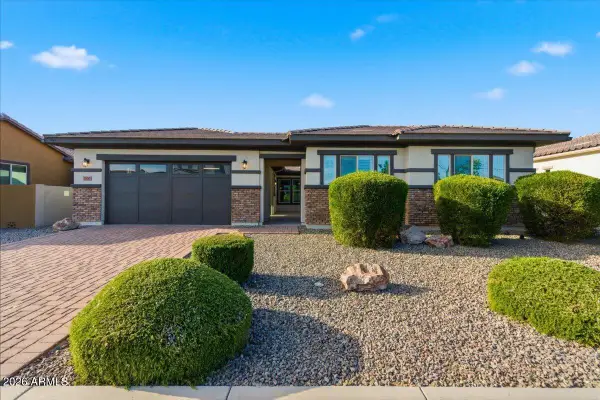 3850 E Carob Drive, Gilbert, AZ 85298