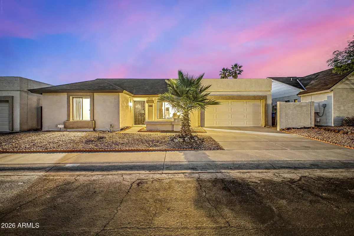 916 E Bluefield Avenue, Phoenix, AZ 85022 - #1