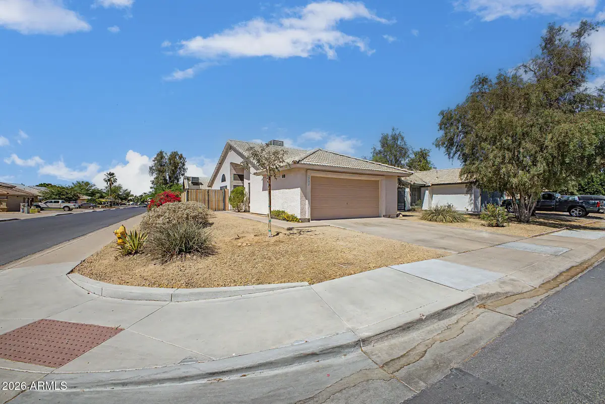 1702 E Fremont Road, Phoenix, AZ 85042 - #1