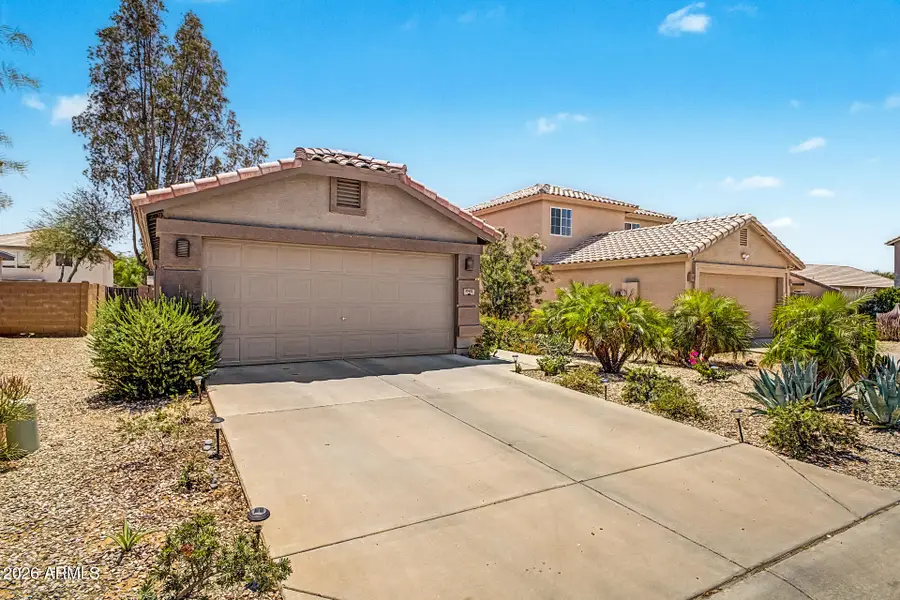 985 E Stardust Way, San Tan Valley, AZ 85143 - #3