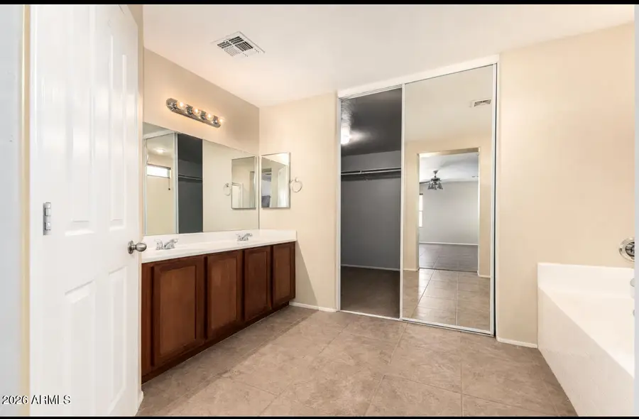28050 N Limestone Lane, San Tan Valley, AZ 85143 - #2