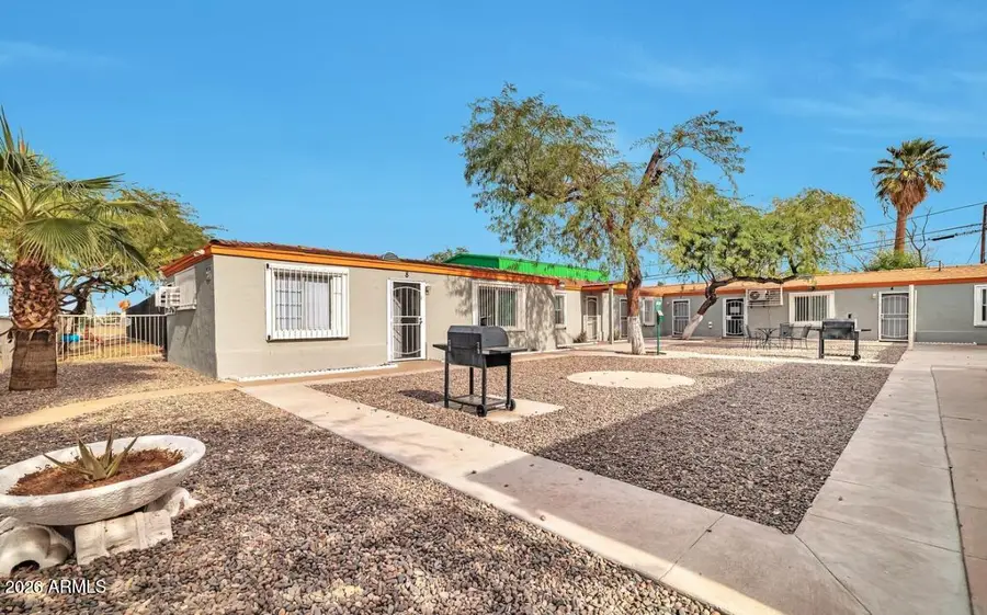 909 S 35th Avenue, Phoenix, AZ 85009 - #2