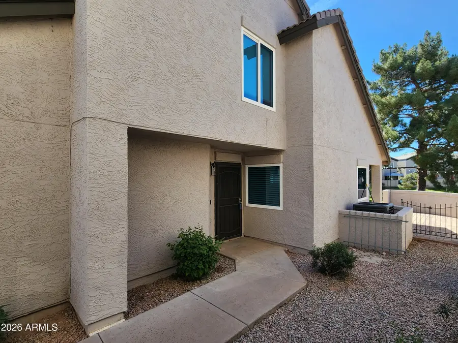 405 S Seawynds Boulevard, Gilbert, AZ 85233 - #2