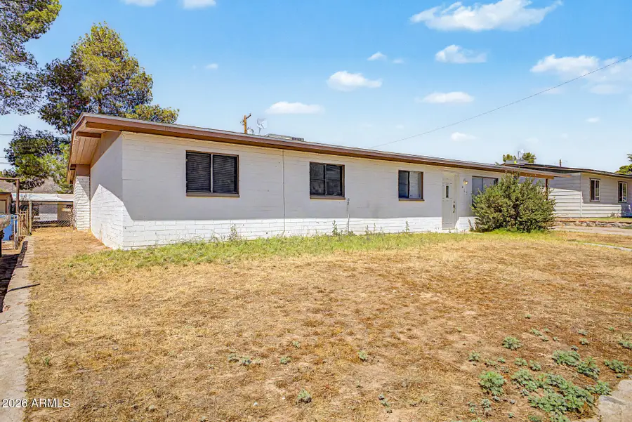 413 W Essex Road, Kearny, AZ 85137 - #3
