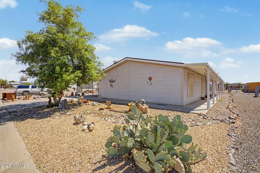 3611 N Illinois Avenue, Florence, AZ 85132 - #2