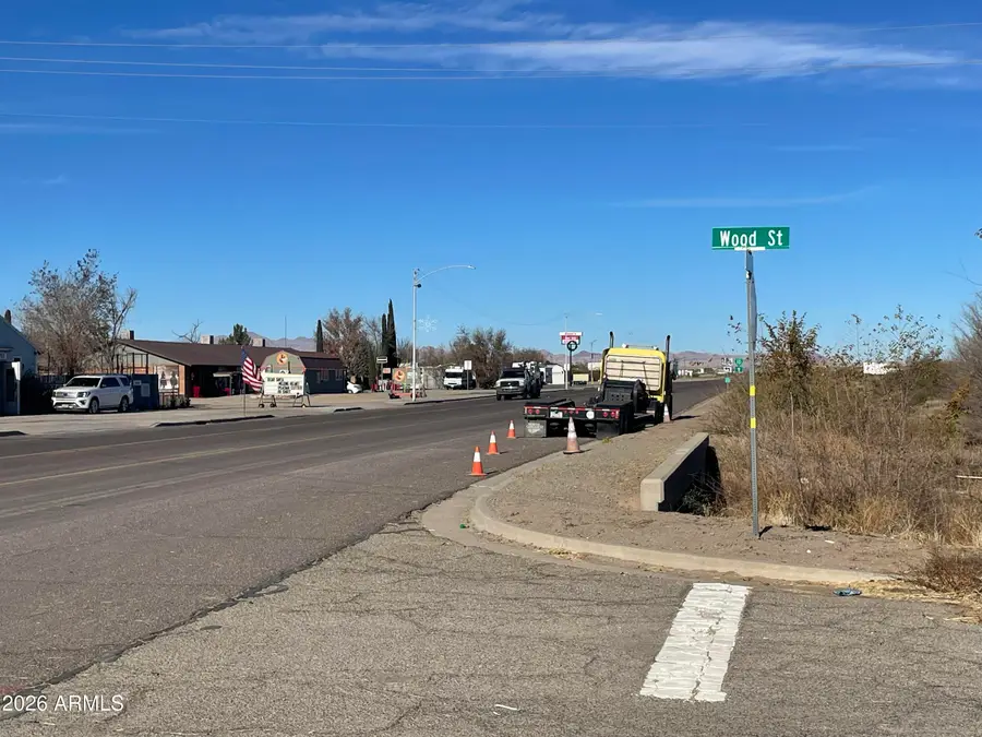 613 I-10bl -- #1-4, Willcox, AZ 85643 - #2