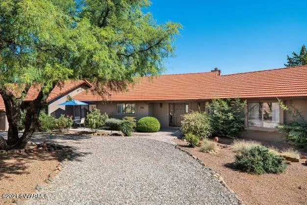 795 E Saddlehorn Road, Village Of Oak Creek Big Park, AZ 86351 - #3
