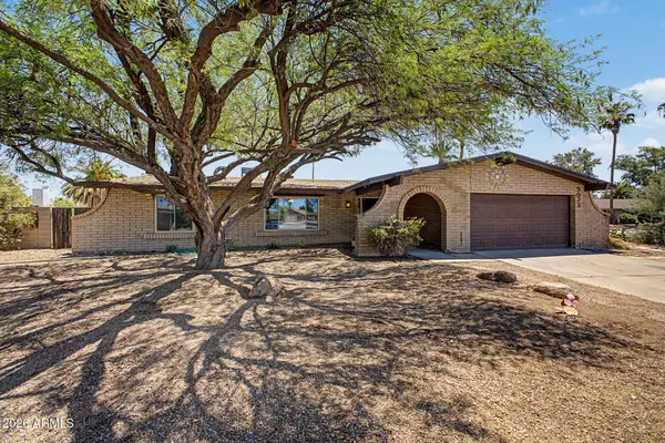 3023 S Carriage Lane, Mesa, AZ 85202