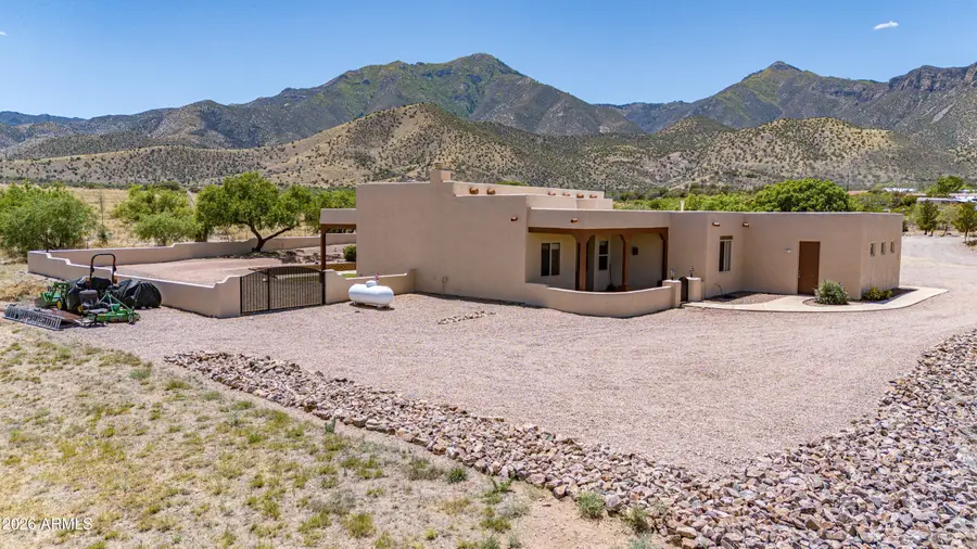 5456 E Pioneer Lane, Hereford, AZ 85615 - #2