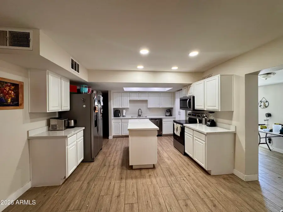 3317 W Laurel Lane, Phoenix, AZ 85029 - #3