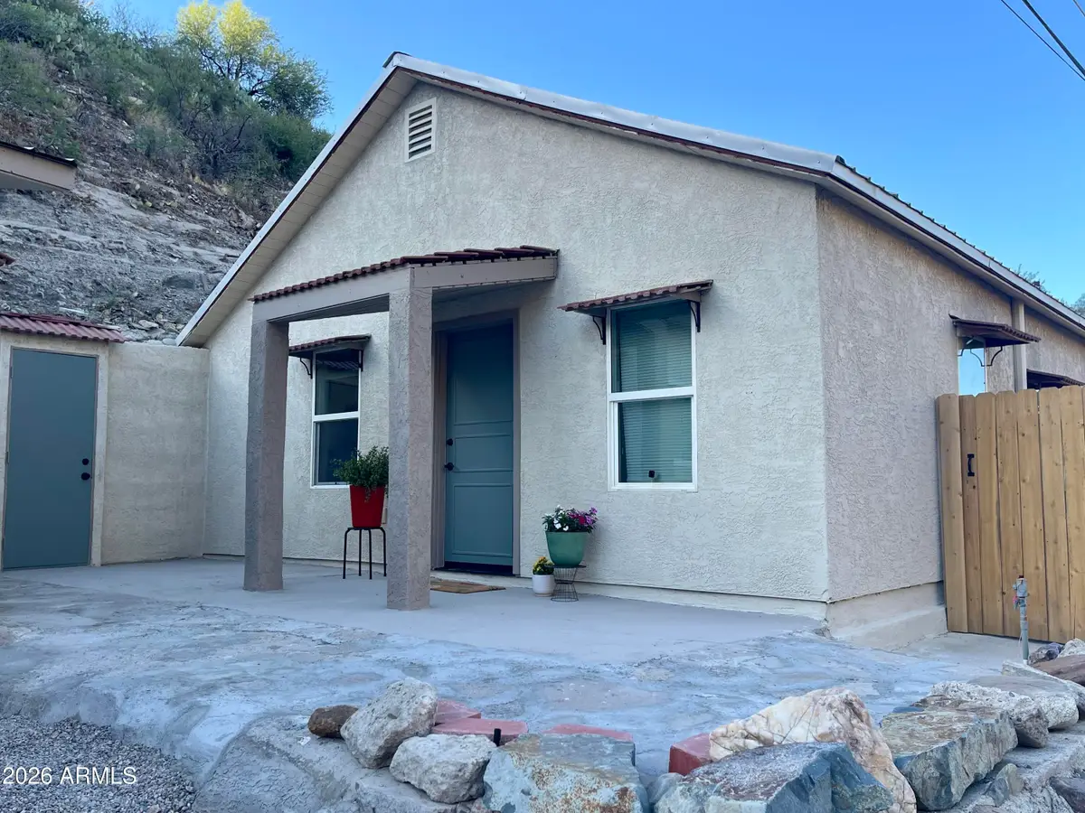 199 W Santee Street, Globe, AZ 85501 - #1