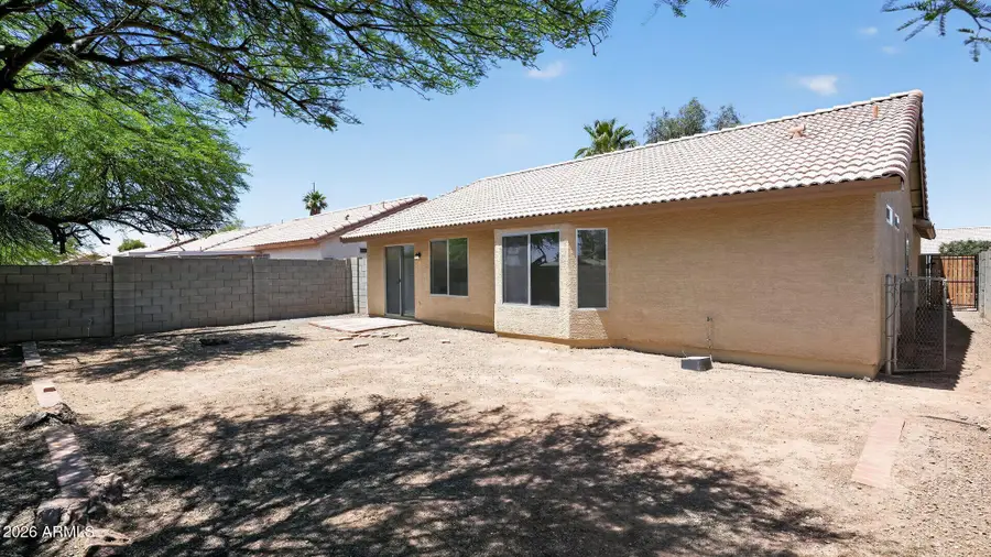 453 E Laredo Street, Chandler, AZ 85225 - #2