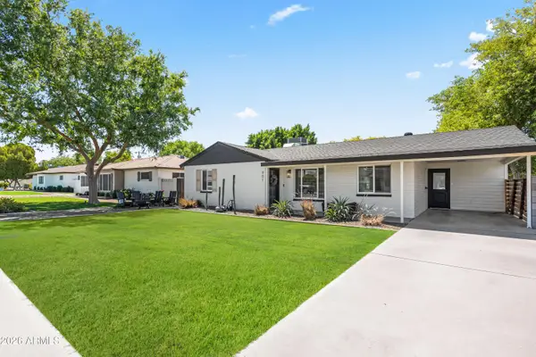 901 E Berridge Lane, Phoenix, AZ 85014