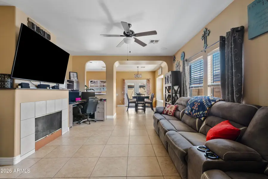 1002 S Slater Circle, Mesa, AZ 85206 - #3