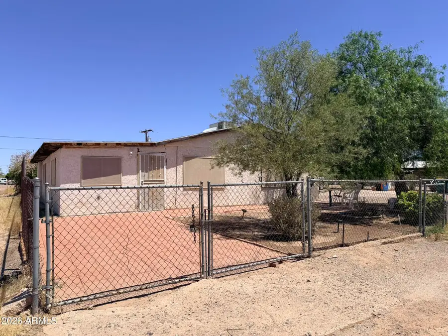 410 W 3rd Place, Eloy, AZ 85131 - #2