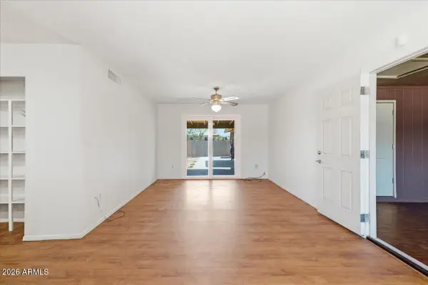 5407 W Monte Vista Road, Phoenix, AZ 85035