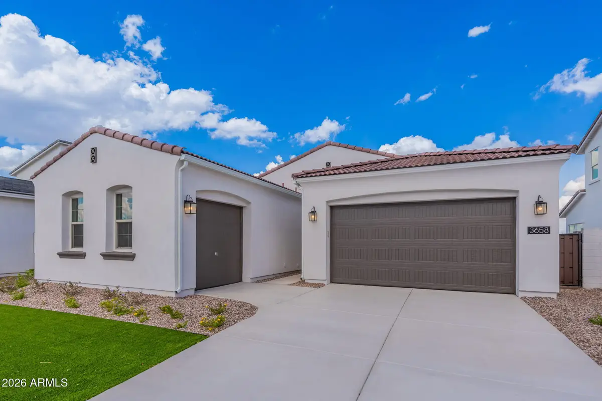 3658 W Horse Trail Way, San Tan Valley, AZ 85144 - #1
