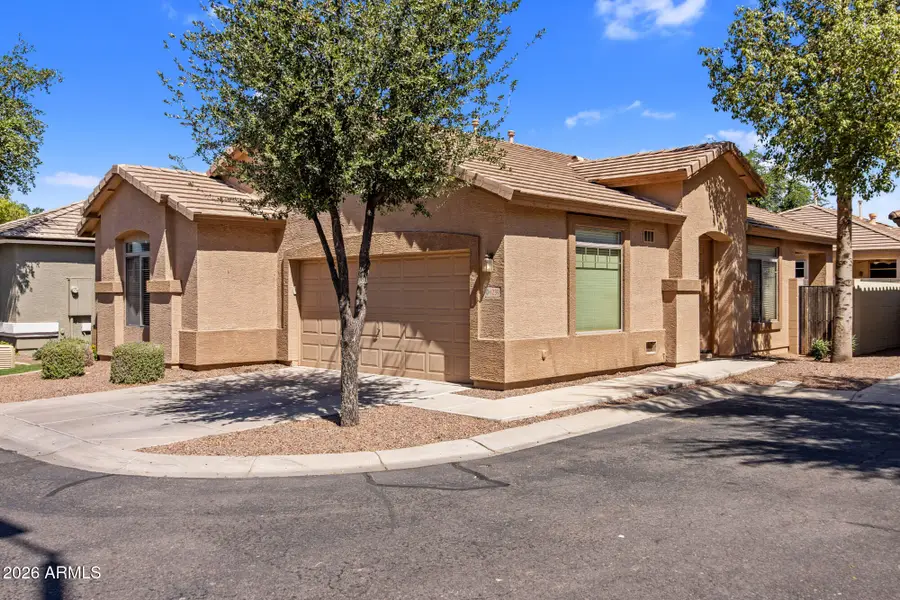 1239 S Emmett Drive, Chandler, AZ 85286 - #2