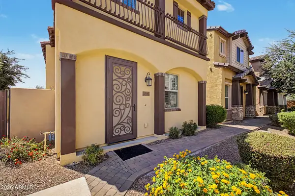 2036 E Heartwood Lane, Phoenix, AZ 85022