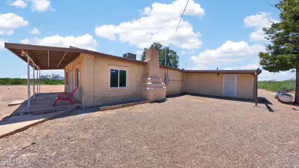 1166 N Plantation Road, Douglas, AZ 85607