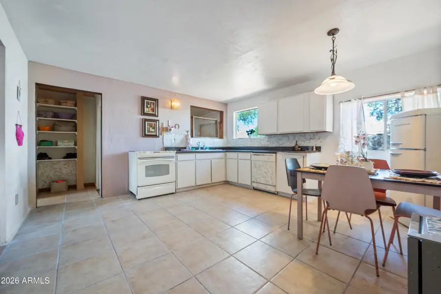 4911 E Bevers Street, Sierra Vista, AZ 85650 - #3
