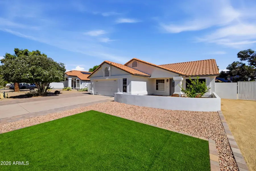 5716 E Estrid Avenue, Scottsdale, AZ 85254 - #3