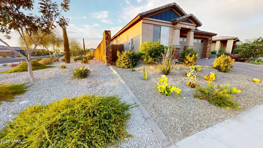 17336 W Lynx Road, Goodyear, AZ 85338 - #2