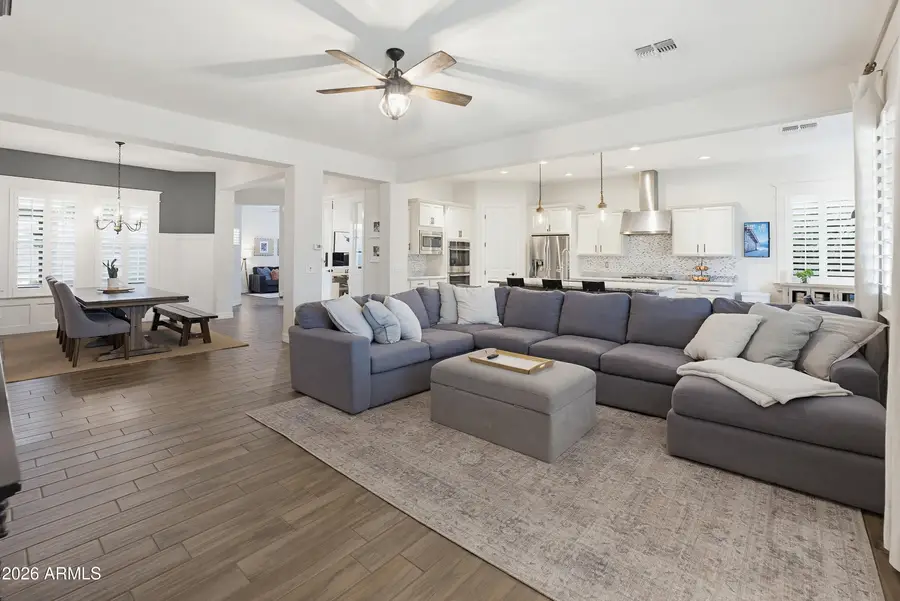 9186 W Louise Drive, Peoria, AZ 85383 - #3